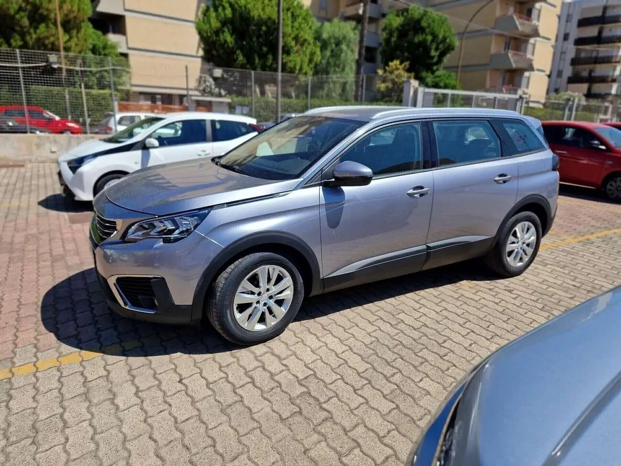 Photo 1 : Peugeot 5008 2018 Diesel