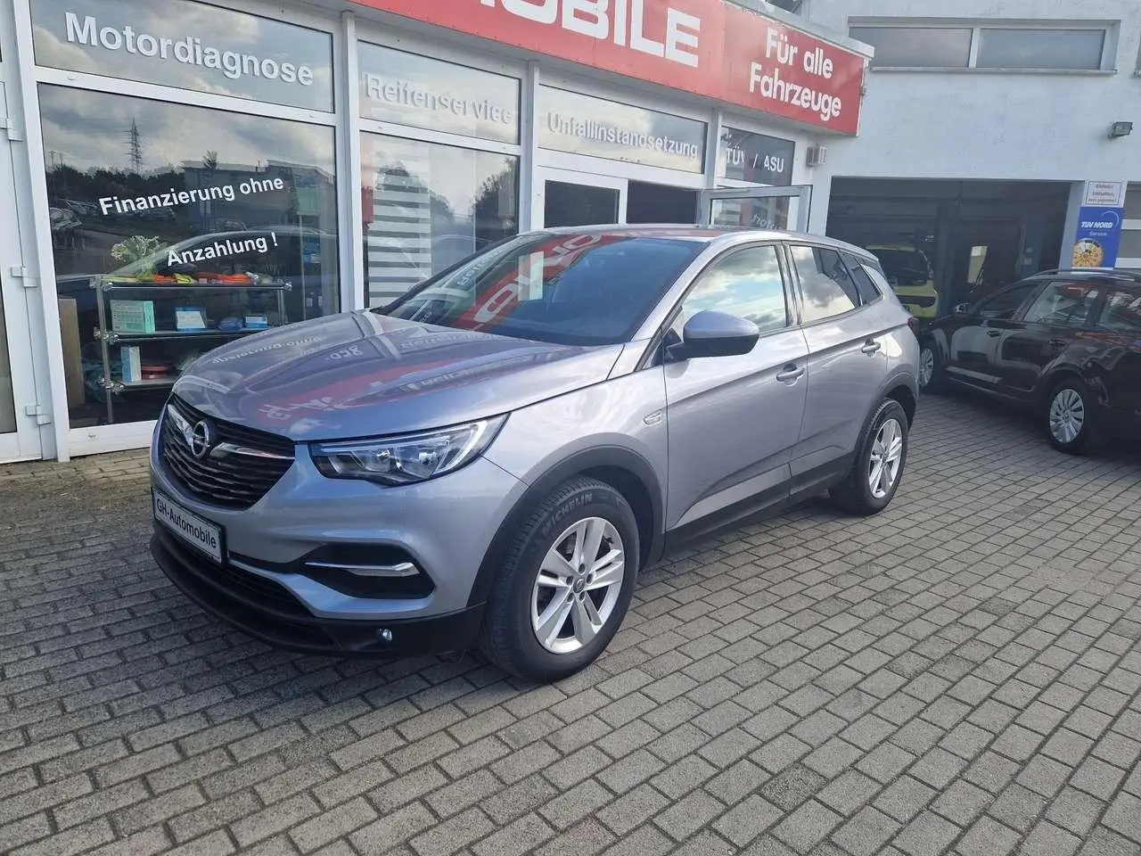 Photo 1 : Opel Grandland 2018 Petrol