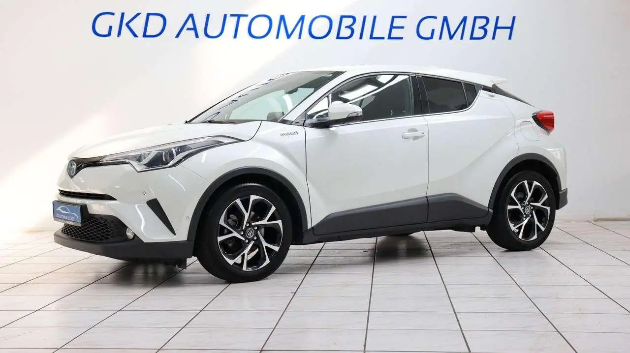 Photo 1 : Toyota C-hr 2019 Hybrid