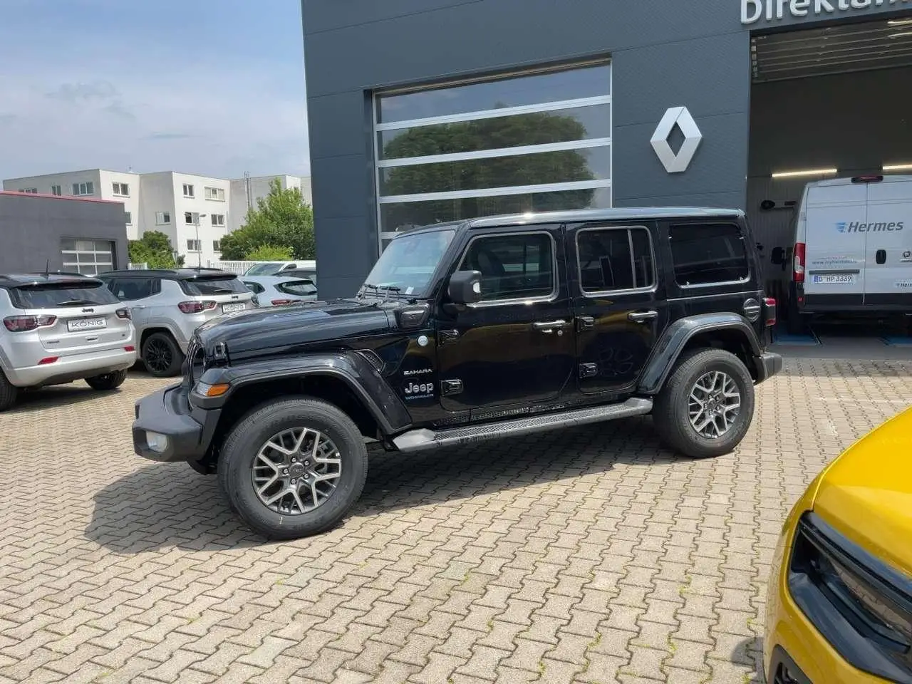 Photo 1 : Jeep Wrangler 2023 Hybrid