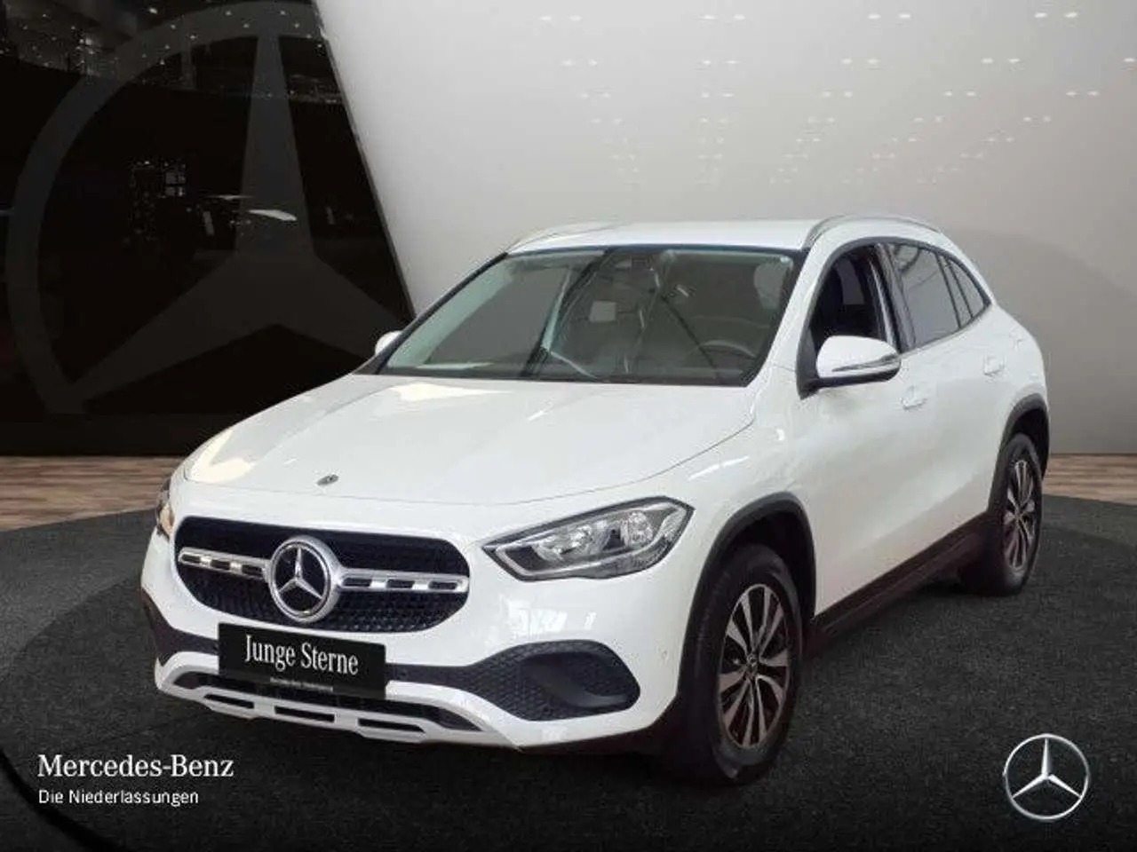 Photo 1 : Mercedes-benz Classe Gla 2021 Petrol