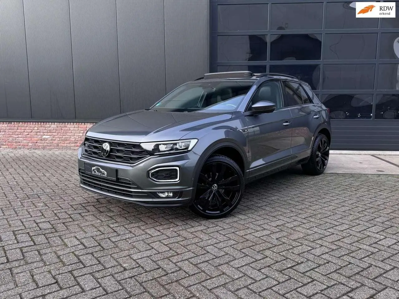 Photo 1 : Volkswagen T-roc 2020 Petrol