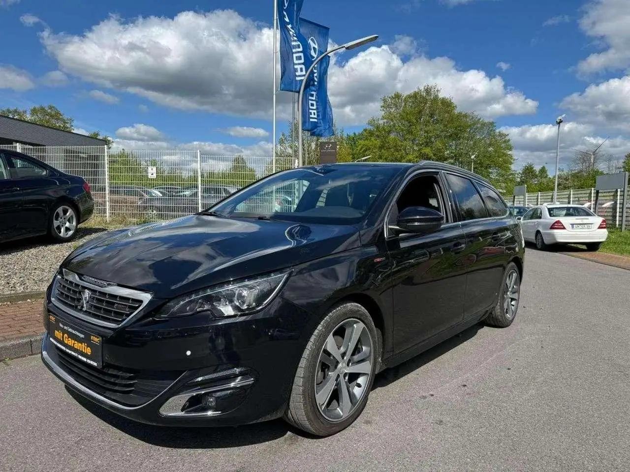 Photo 1 : Peugeot 308 2017 Petrol