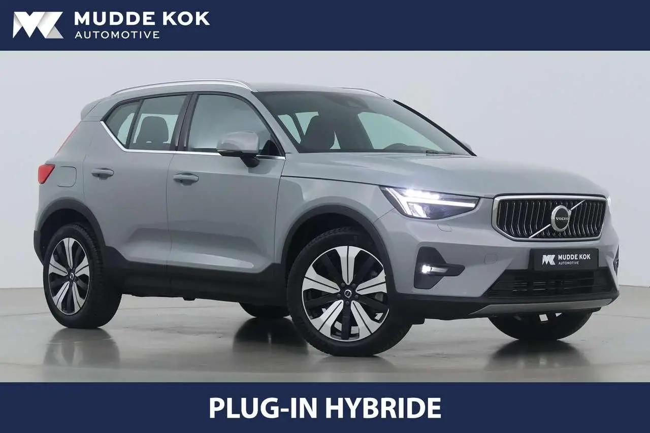 Photo 1 : Volvo Xc40 2023 Hybrid