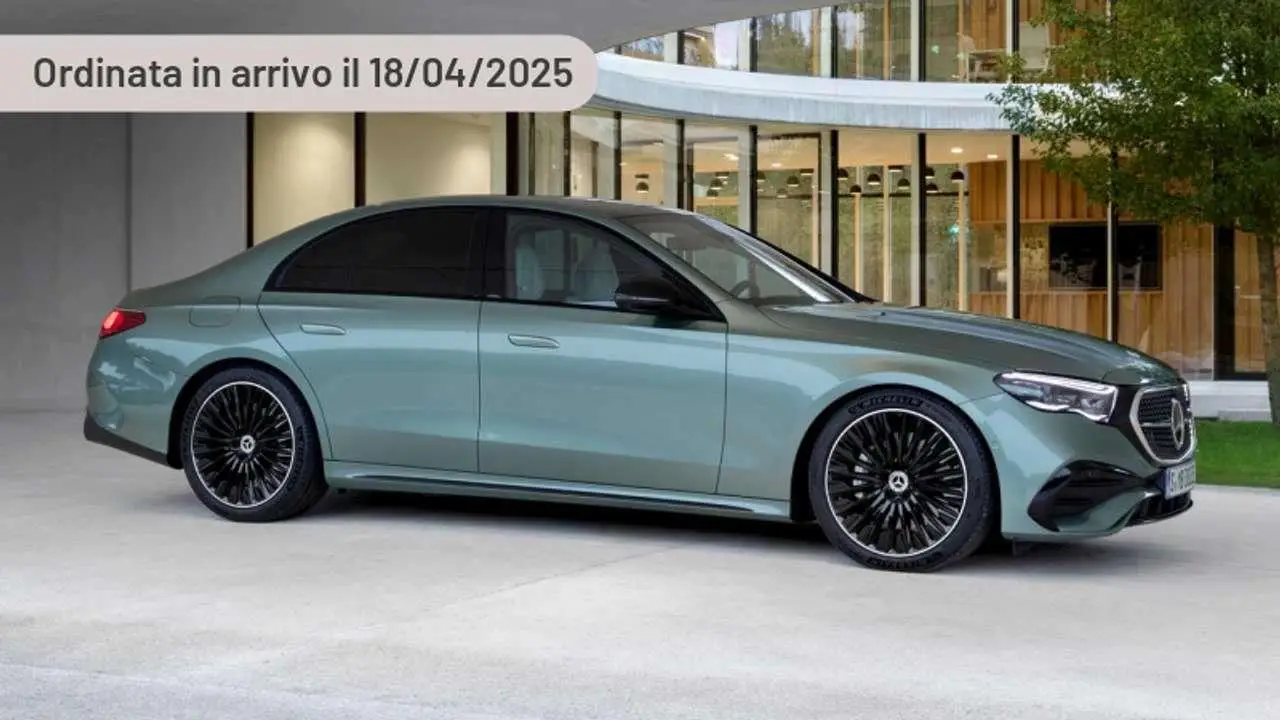 Photo 1 : Mercedes-benz Classe E 2024 Hybride