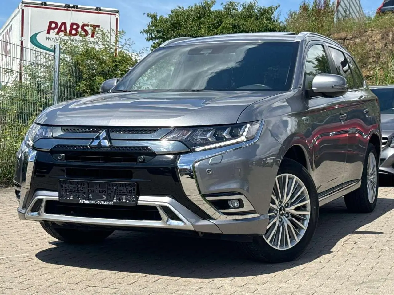 Photo 1 : Mitsubishi Outlander 2020 Hybride