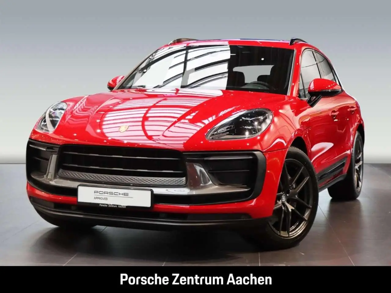 Photo 1 : Porsche Macan 2022 Essence