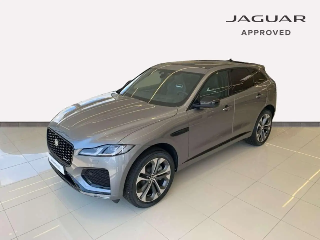 Photo 1 : Jaguar F-pace 2024 Others