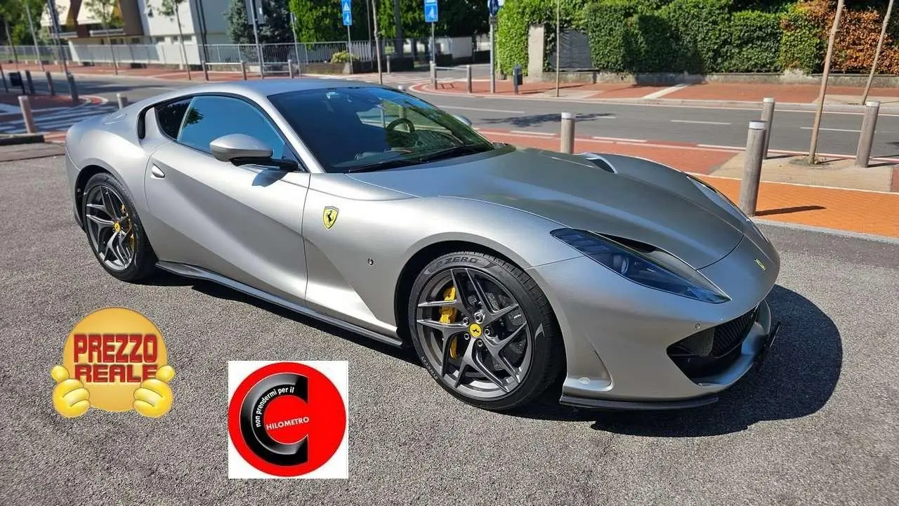 Photo 1 : Ferrari 812 2019 Essence