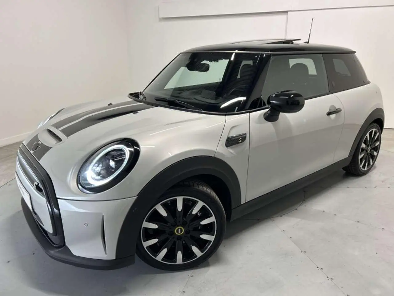 Photo 1 : Mini Cooper 2021 Electric