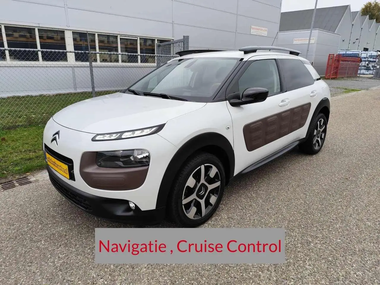 Photo 1 : Citroen C4 2015 Essence