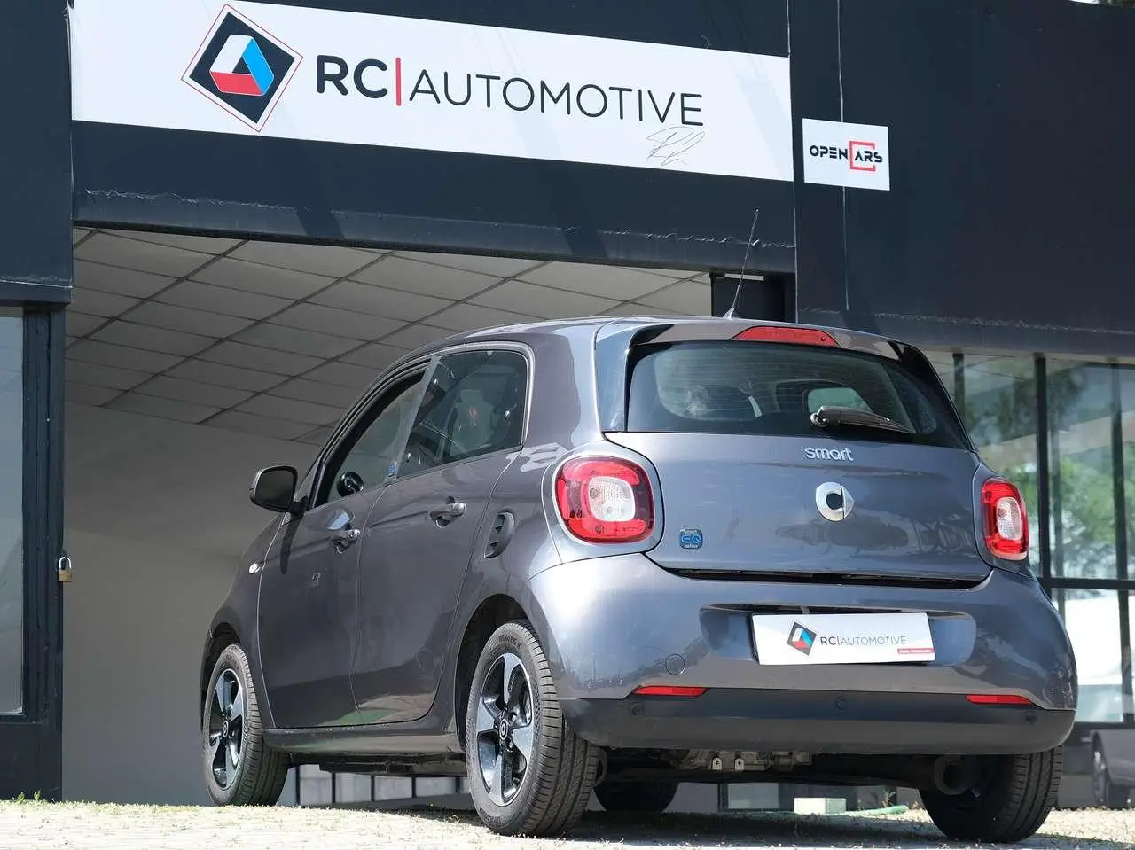 Photo 1 : Smart Forfour 2021 Electric