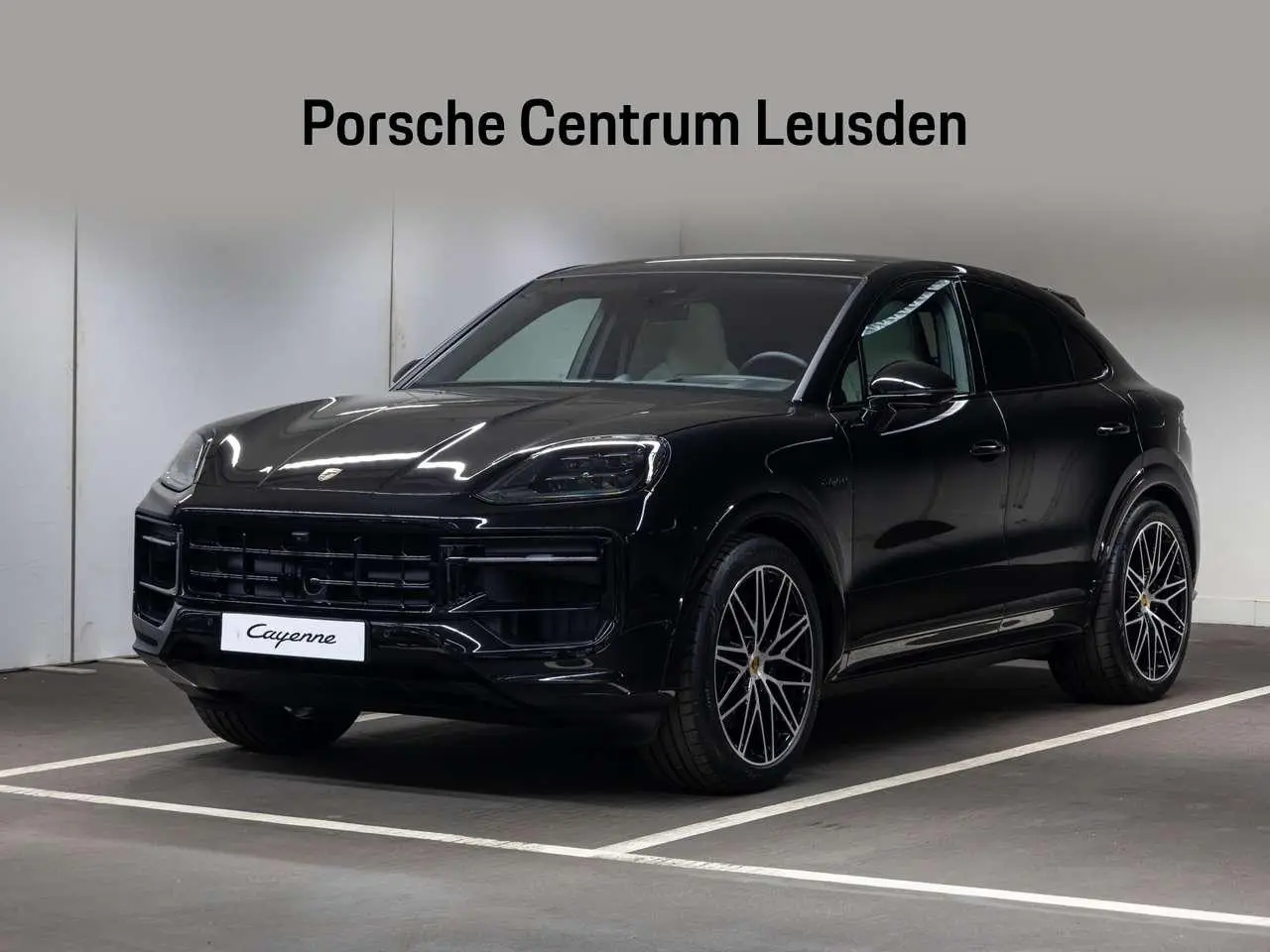 Photo 1 : Porsche Cayenne 2024 Hybrid