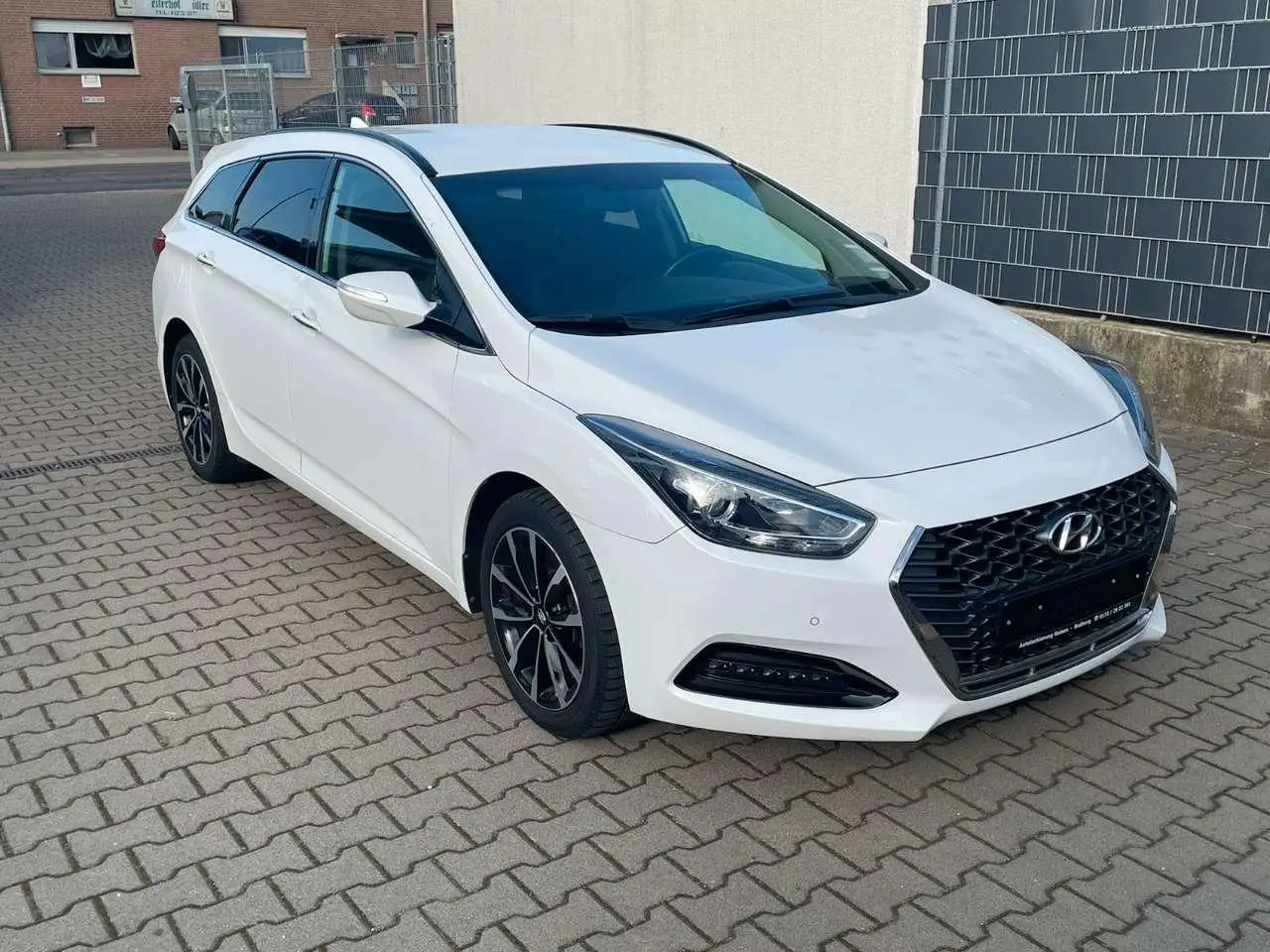 Photo 1 : Hyundai I40 2019 Petrol