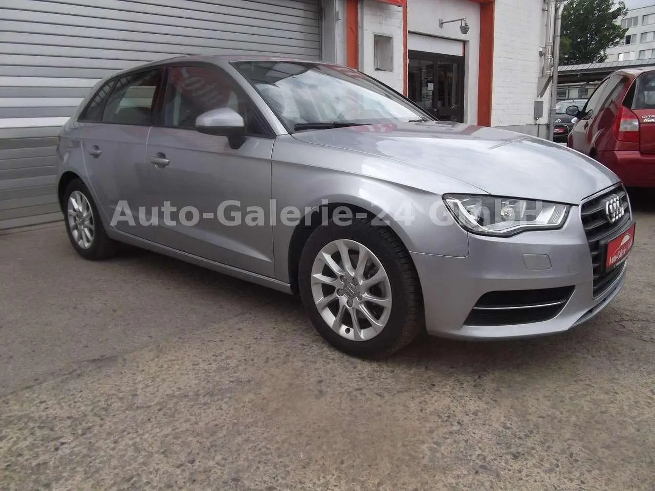 Photo 1 : Audi A3 2016 Petrol