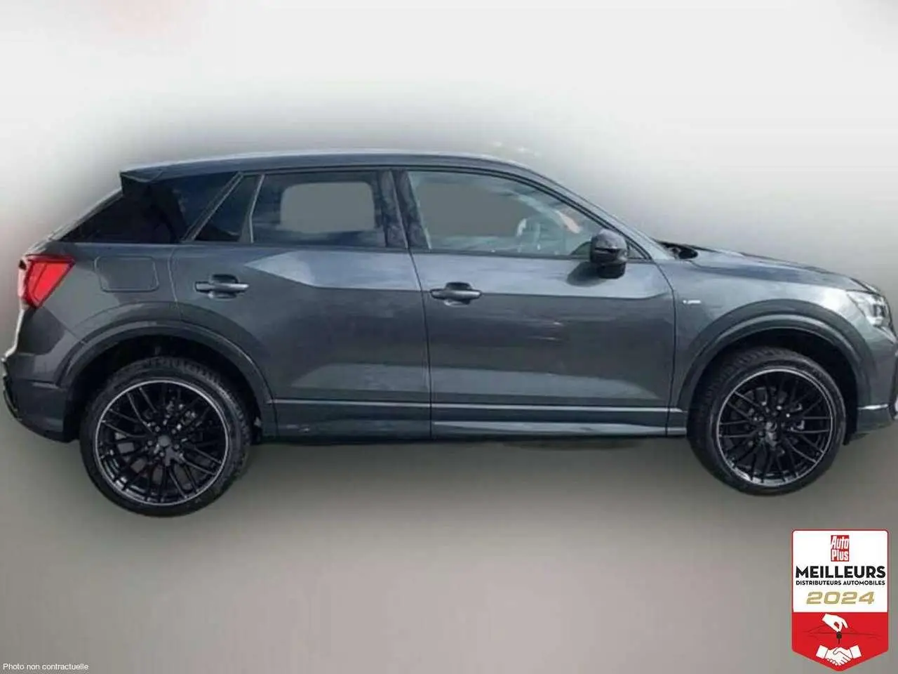 Photo 1 : Audi Q2 2024 Diesel