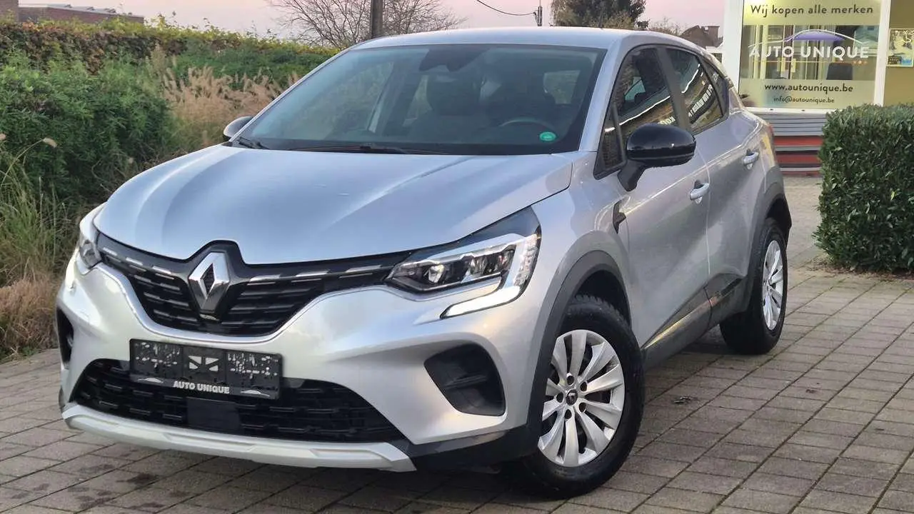 Photo 1 : Renault Captur 2020 Essence