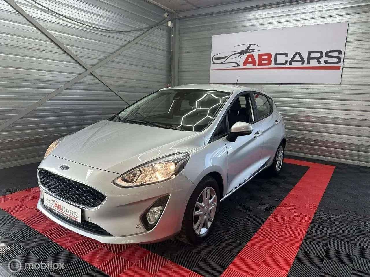 Photo 1 : Ford Fiesta 2019 Petrol