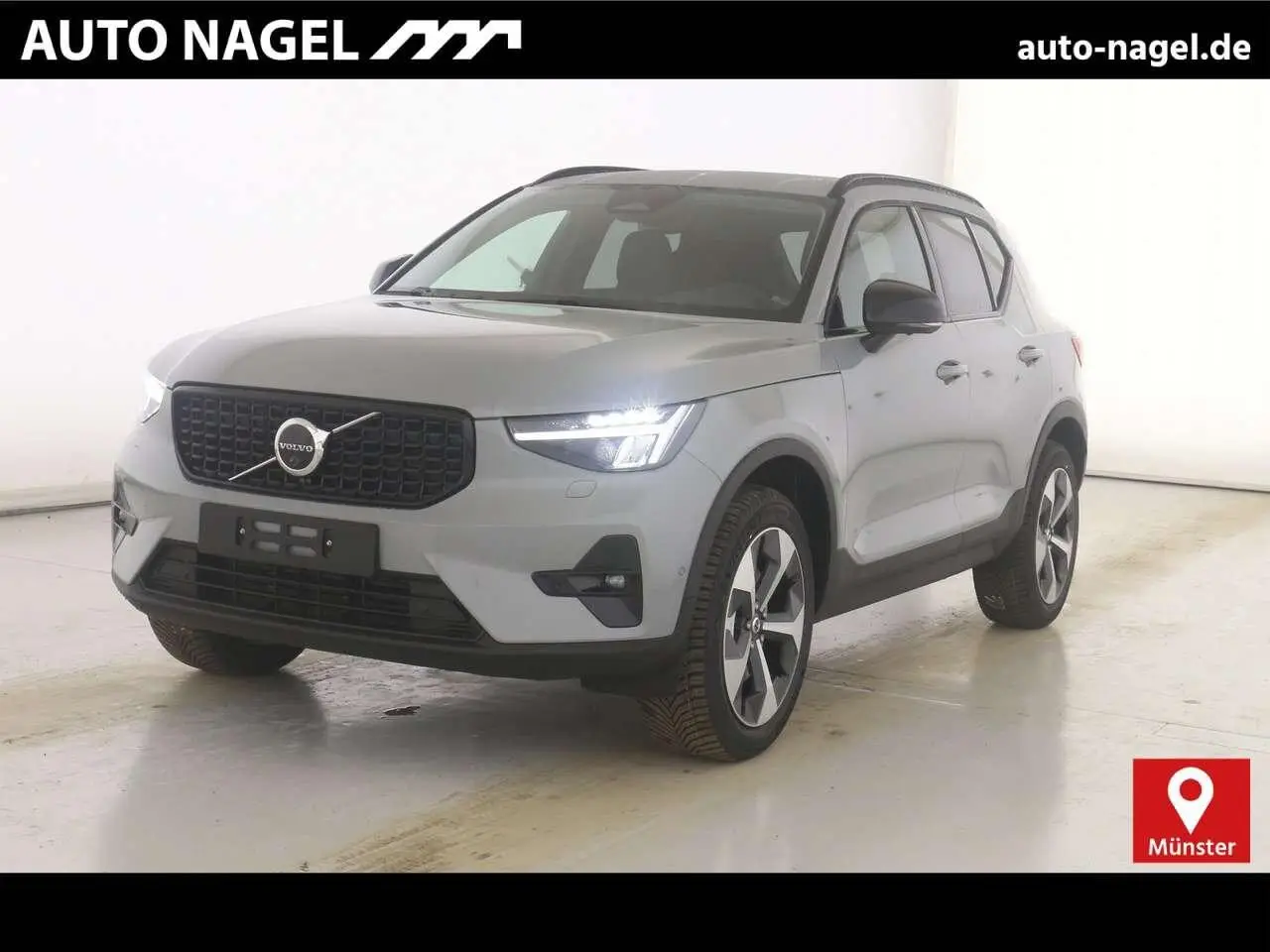 Photo 1 : Volvo Xc40 2024 Petrol