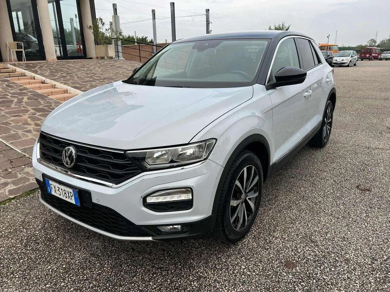 Photo 1 : Volkswagen T-roc 2019 Petrol