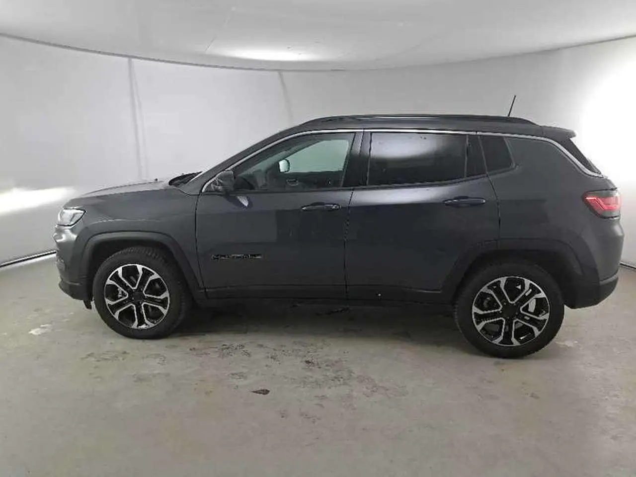 Photo 1 : Jeep Compass 2023 Hybrid