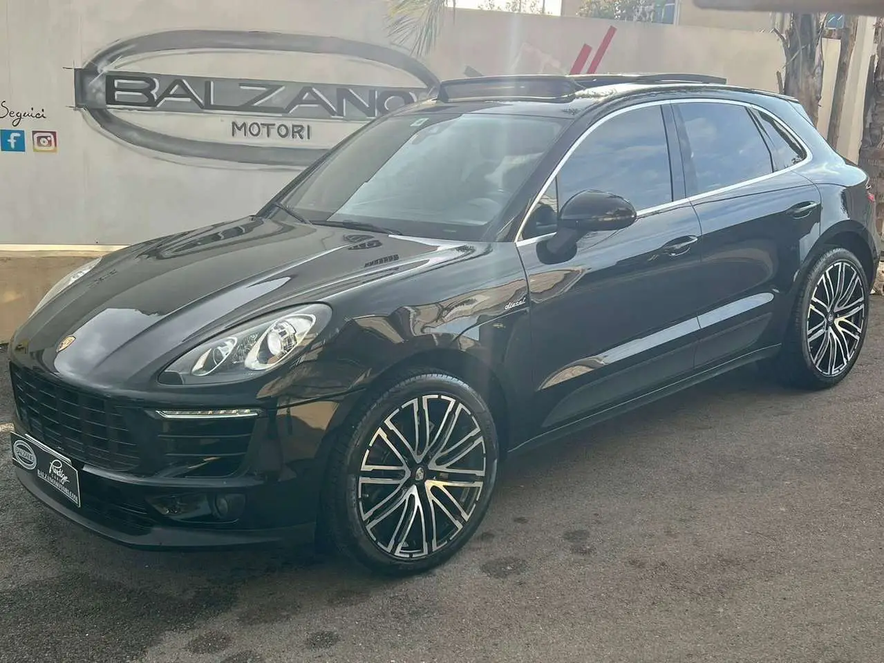 Photo 1 : Porsche Macan 2016 Diesel