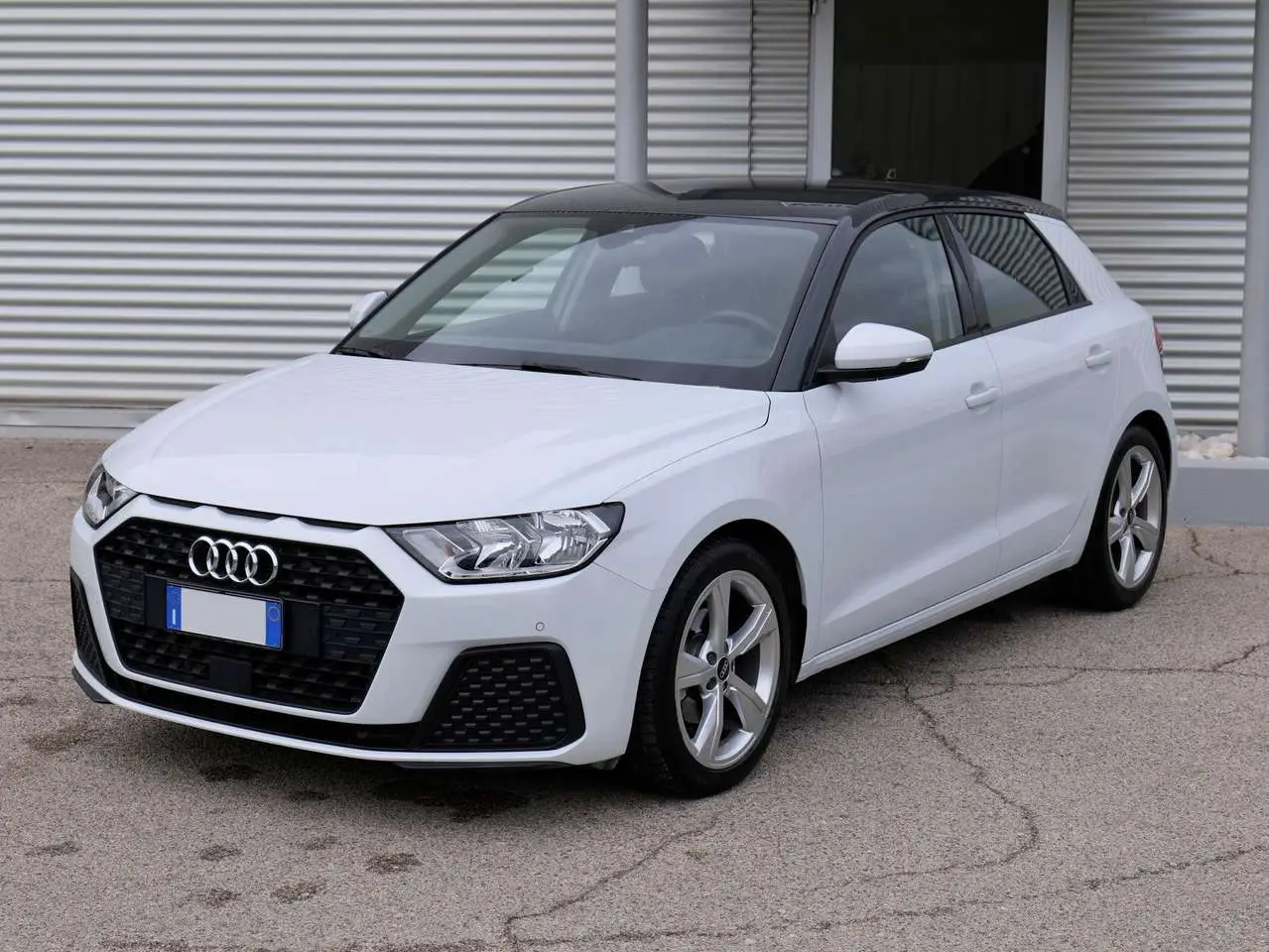 Photo 1 : Audi A1 2021 Essence