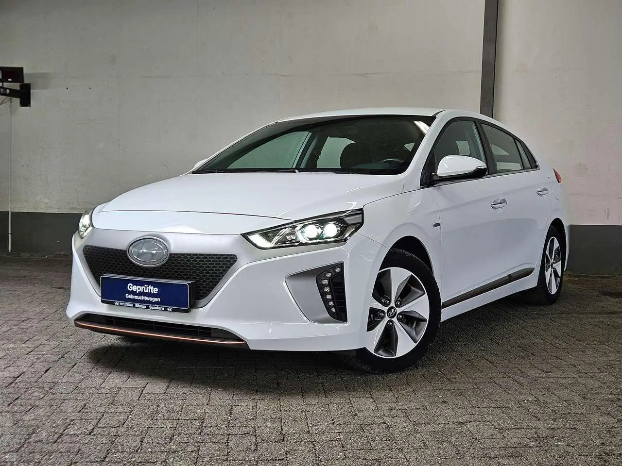 Photo 1 : Hyundai Ioniq 2019 Électrique