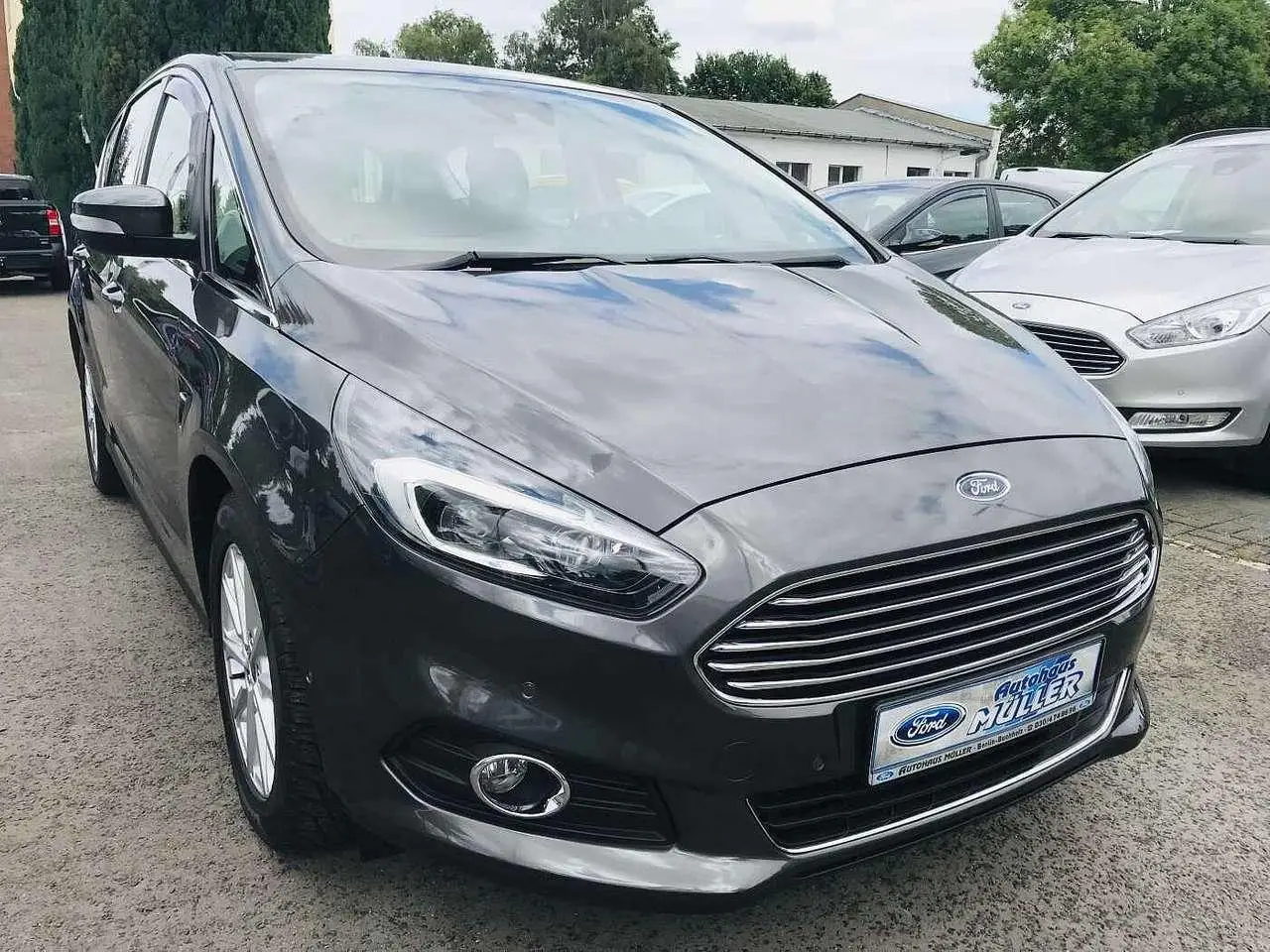 Photo 1 : Ford S-max 2018 Petrol