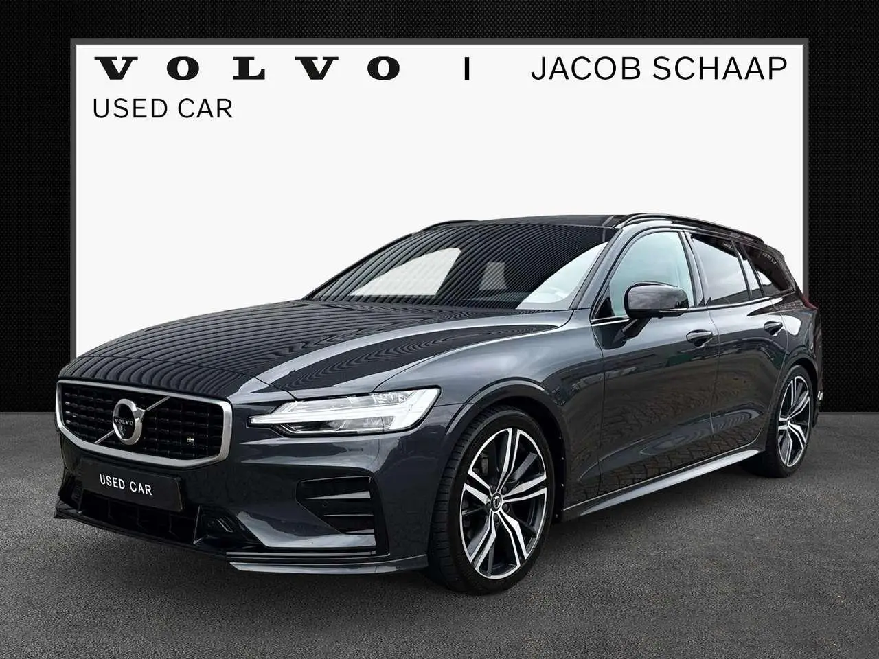 Photo 1 : Volvo V60 2019 Petrol