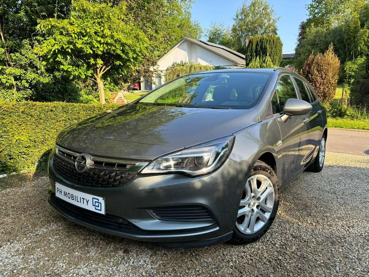 Photo 1 : Opel Astra 2018 Diesel