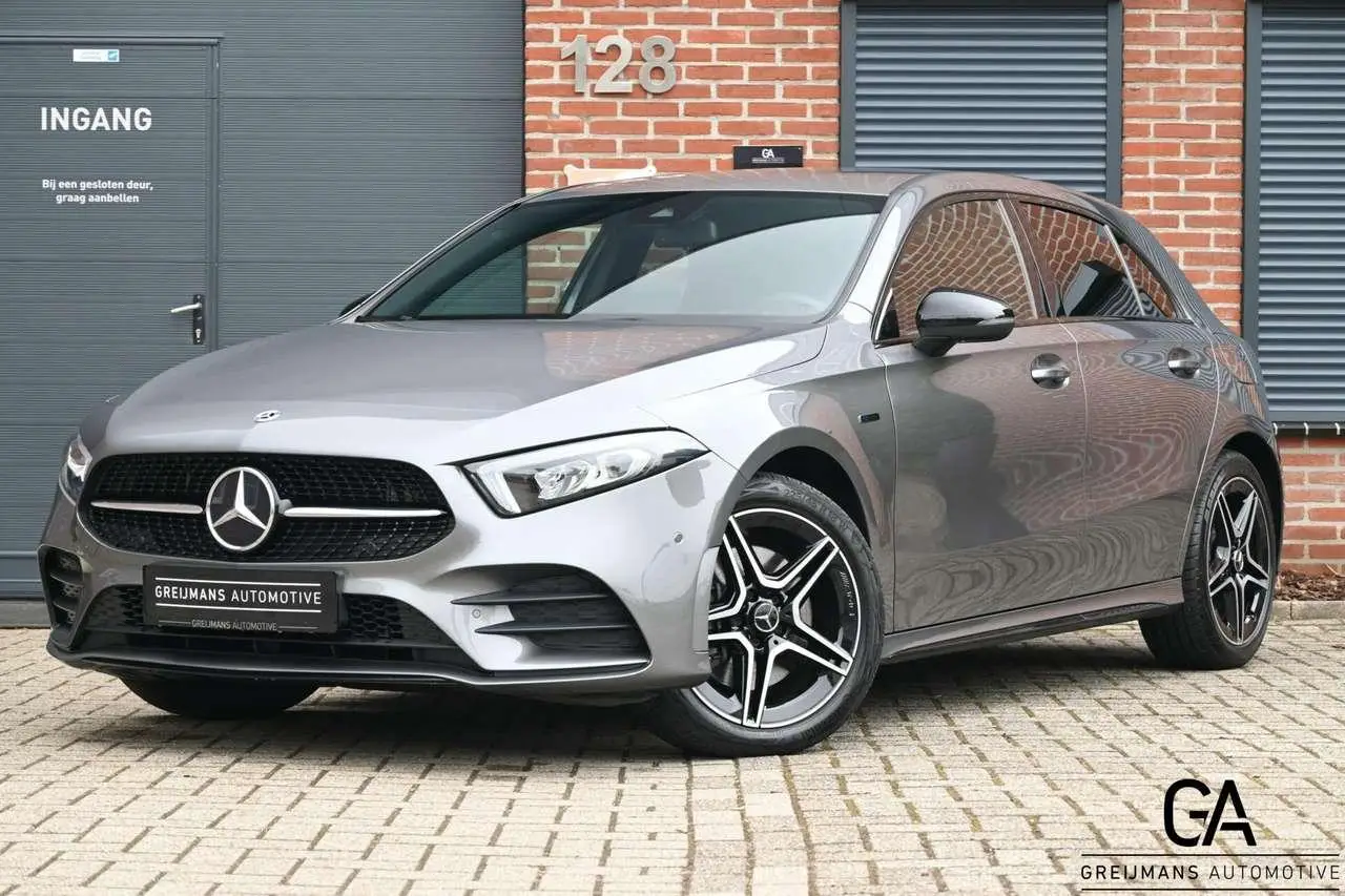 Photo 1 : Mercedes-benz Classe A 2021 Hybrid