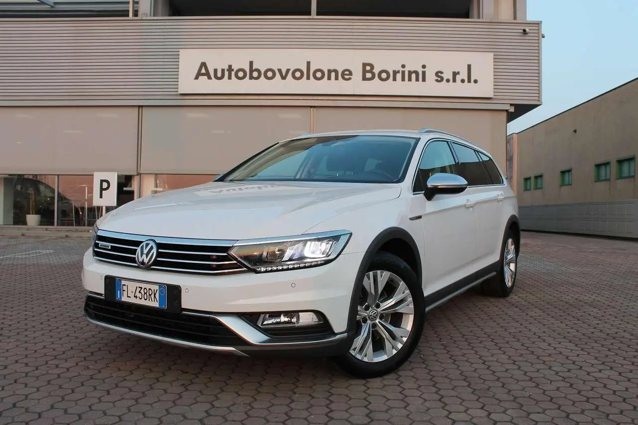 Photo 1 : Volkswagen Passat 2017 Diesel