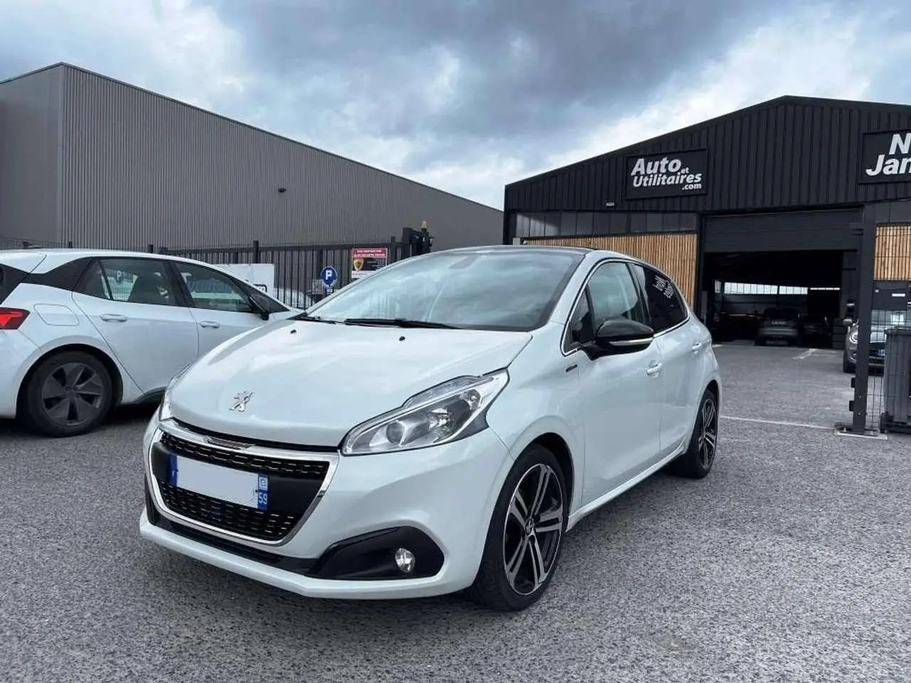 Photo 1 : Peugeot 208 2019 Petrol