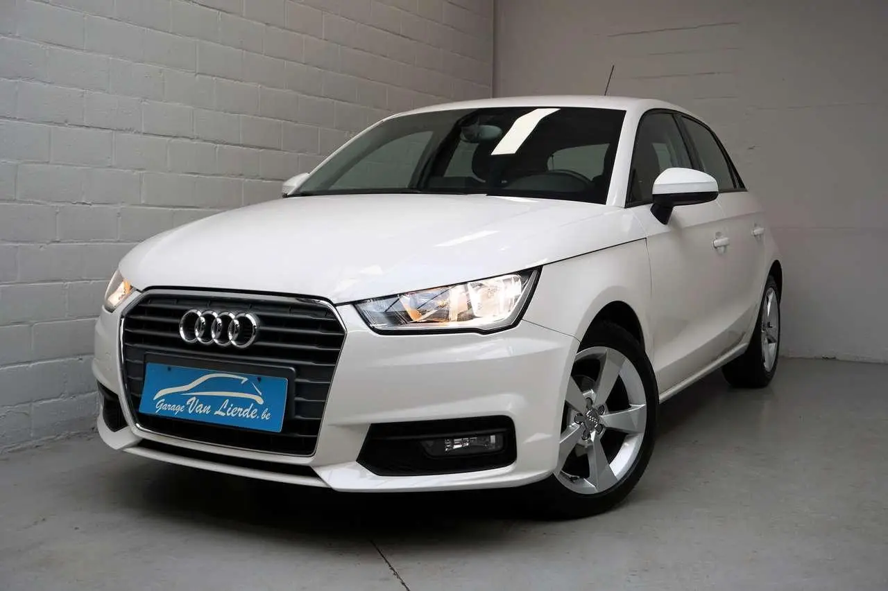 Photo 1 : Audi A1 2018 Petrol