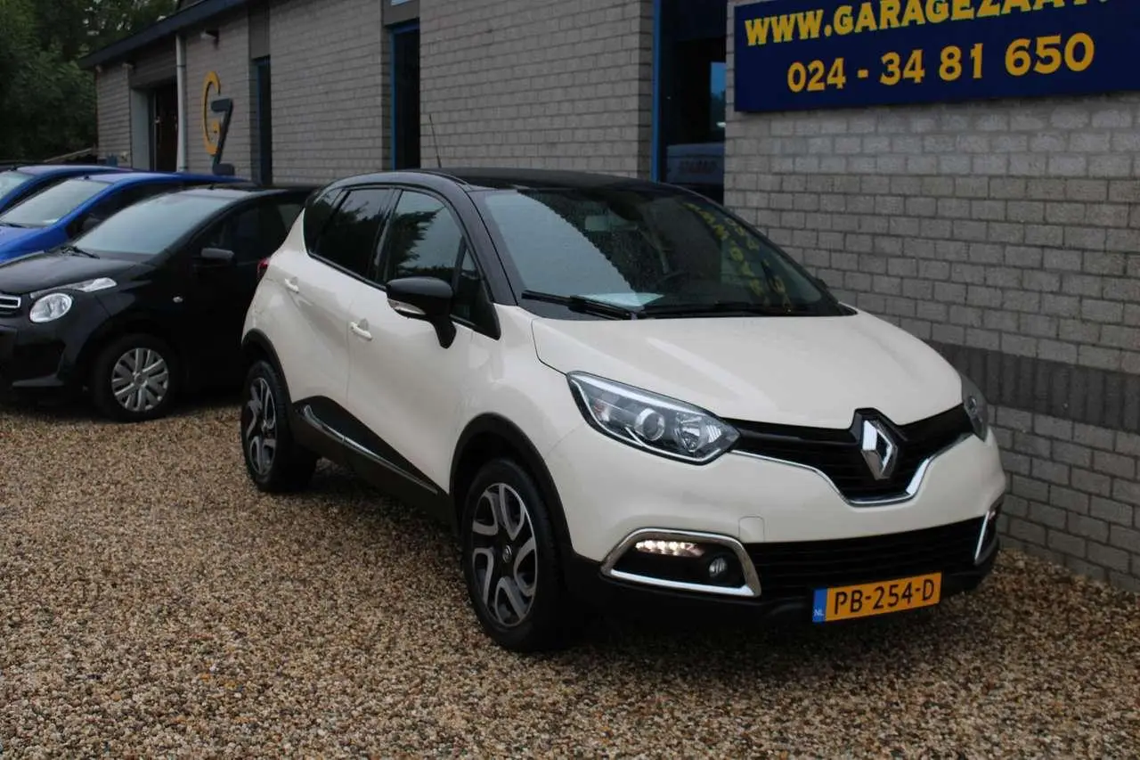 Photo 1 : Renault Captur 2017 Essence