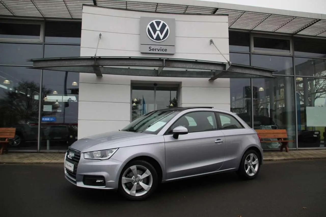 Photo 1 : Audi A1 2015 Petrol