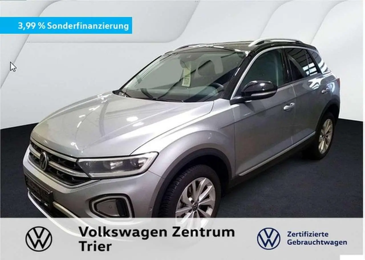 Photo 1 : Volkswagen T-roc 2024 Petrol