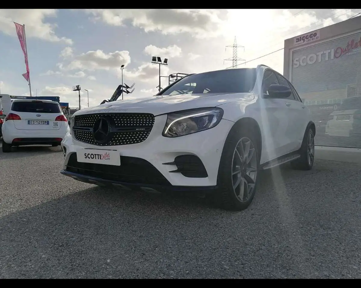 Photo 1 : Mercedes-benz Classe Glc 2019 Essence