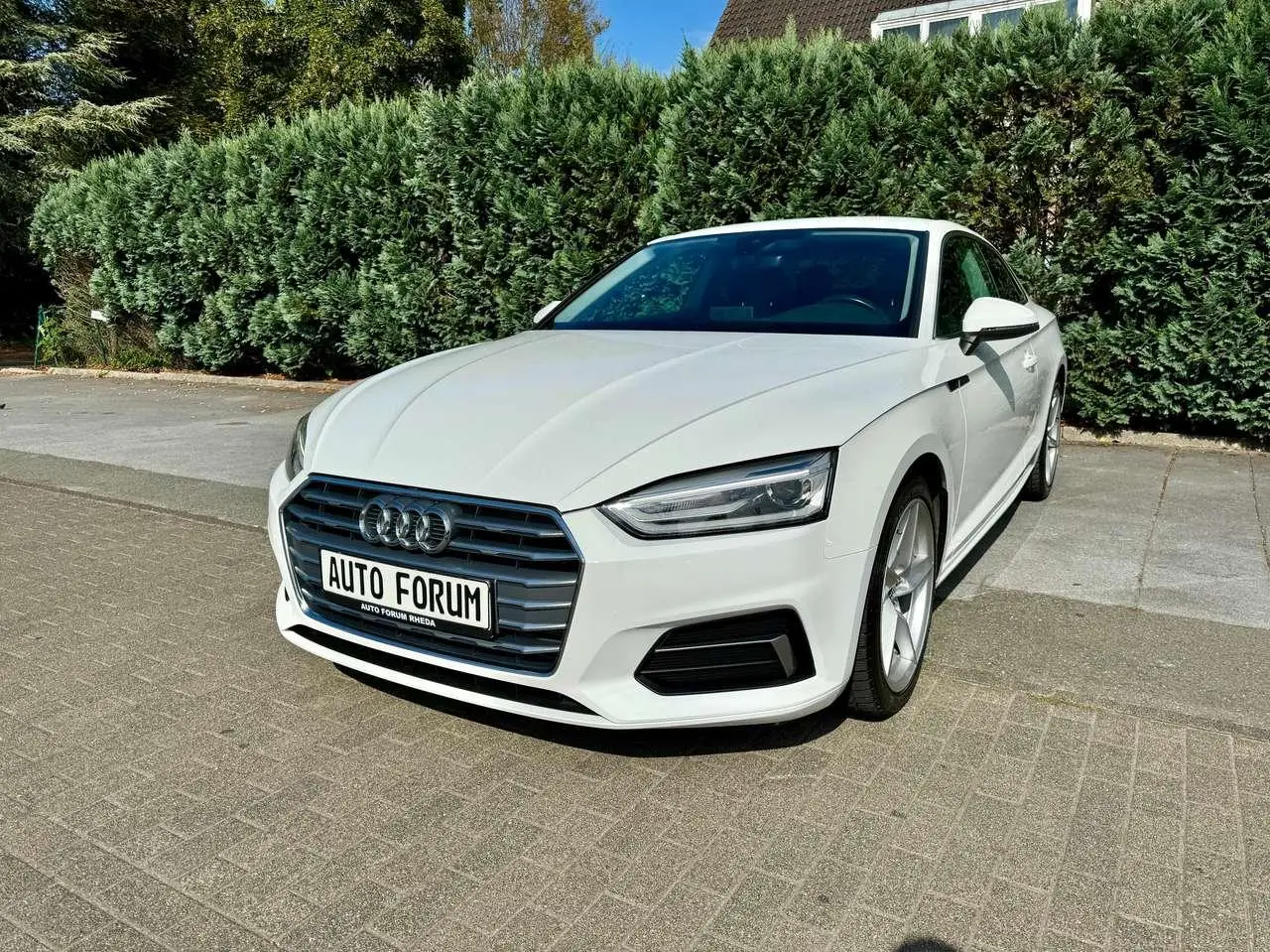 Photo 1 : Audi A5 2018 Petrol