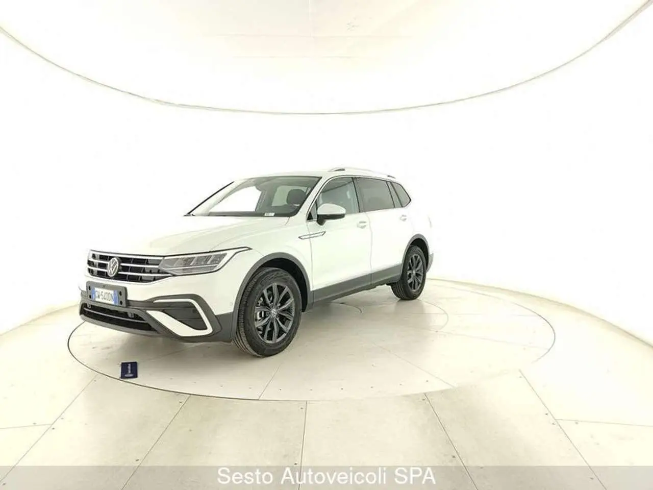 Photo 1 : Volkswagen Tiguan 2024 Diesel