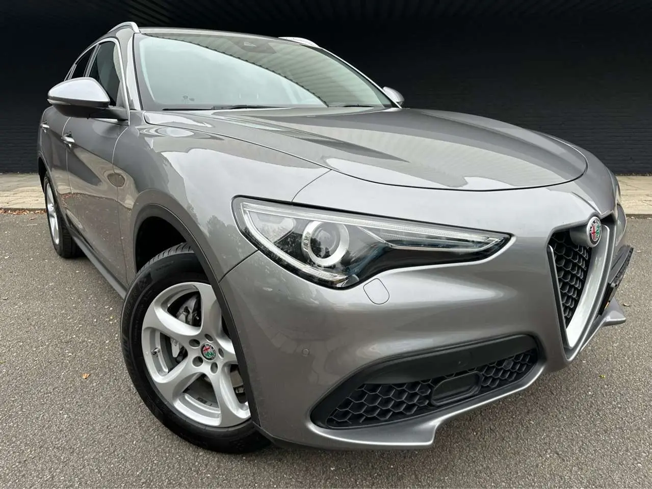 Photo 1 : Alfa Romeo Stelvio 2018 Essence