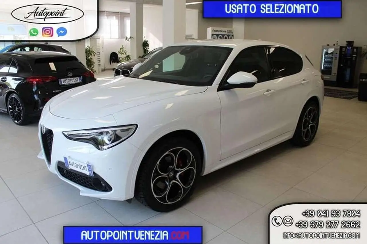 Photo 1 : Alfa Romeo Stelvio 2020 Diesel