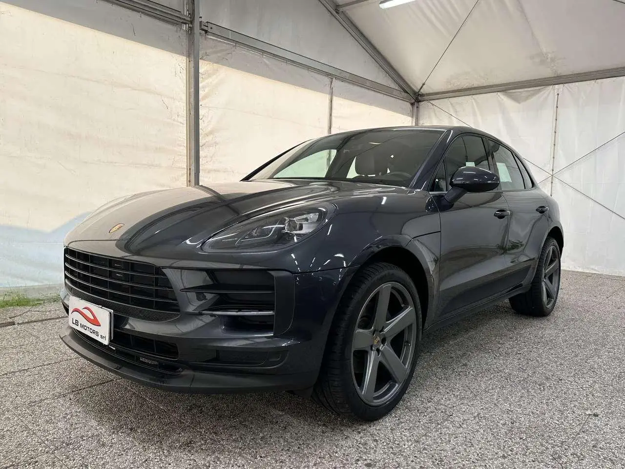 Photo 1 : Porsche Macan 2019 Petrol