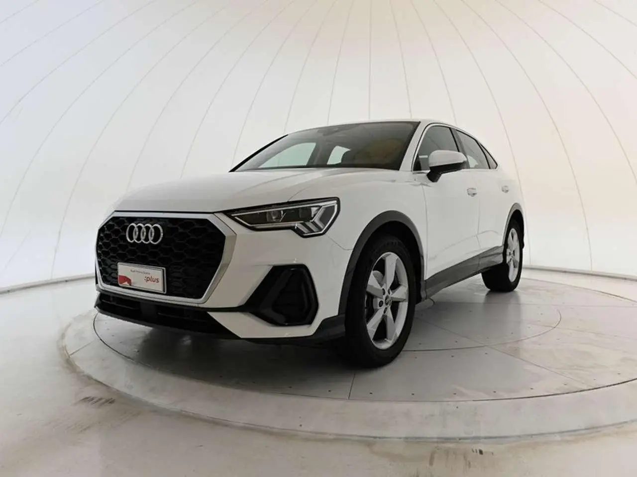 Photo 1 : Audi Q3 2021 Diesel