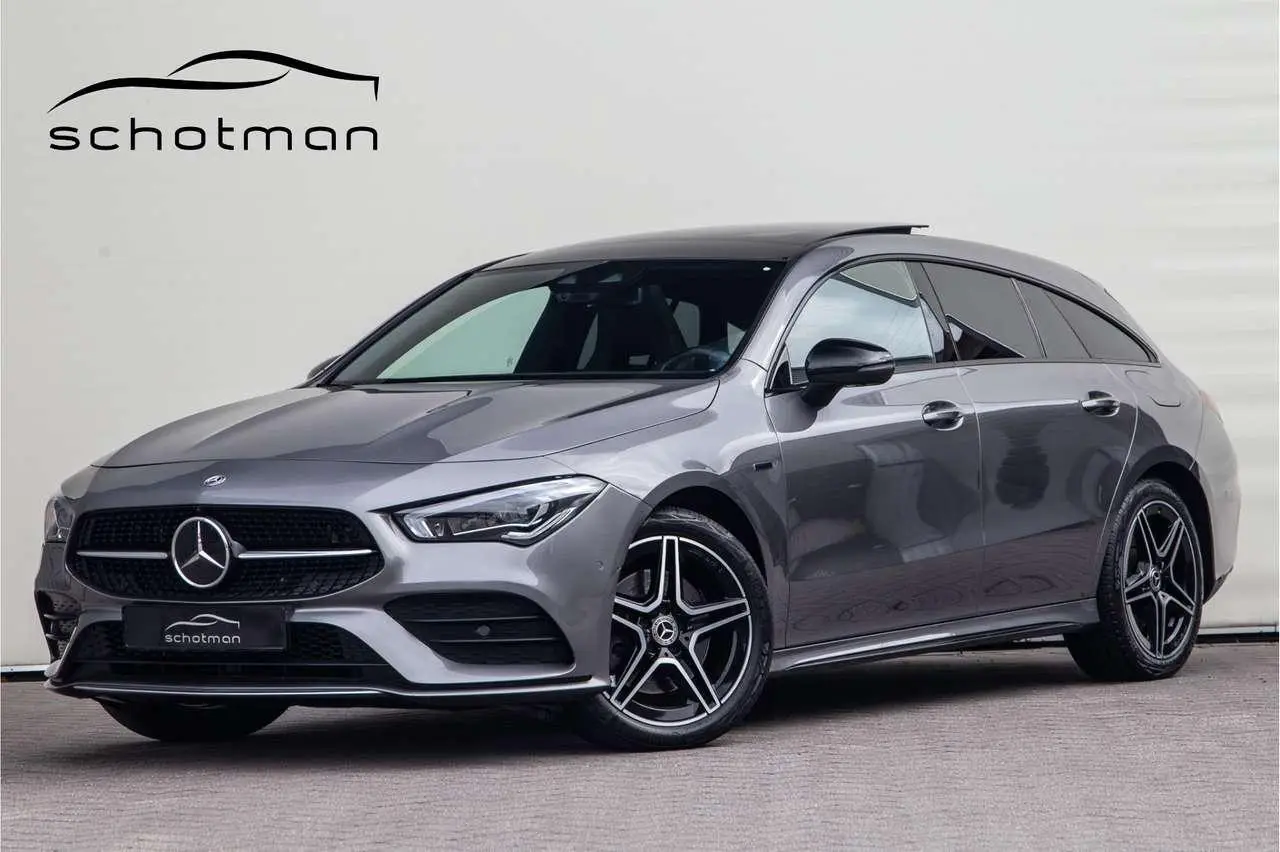 Photo 1 : Mercedes-benz Classe Cla 2021 Hybride