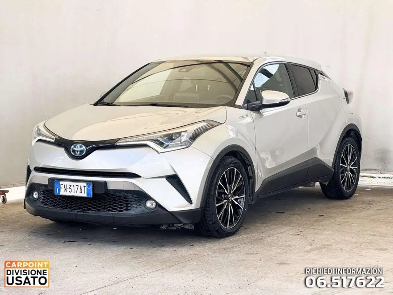 Photo 1 : Toyota C-hr 2018 Hybrid