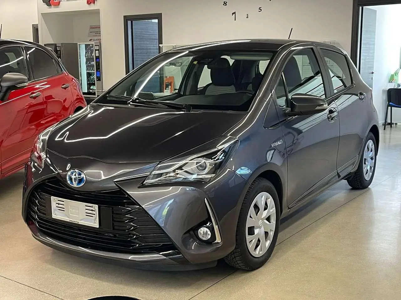 Photo 1 : Toyota Yaris 2019 Hybride