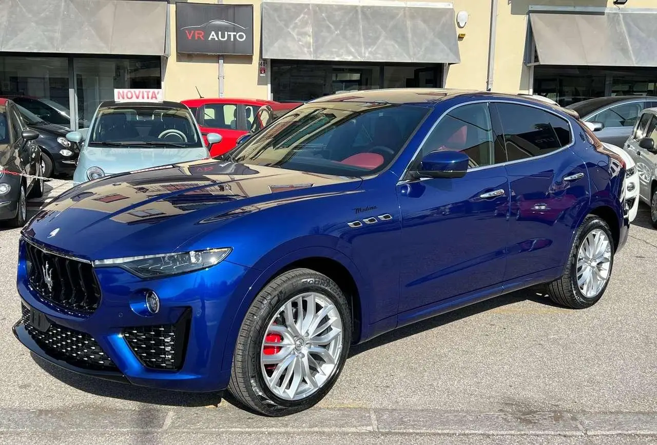 Photo 1 : Maserati Levante 2024 Essence