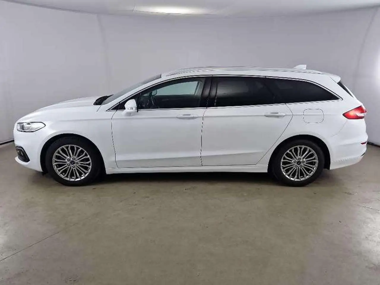 Photo 1 : Ford Mondeo 2020 Diesel